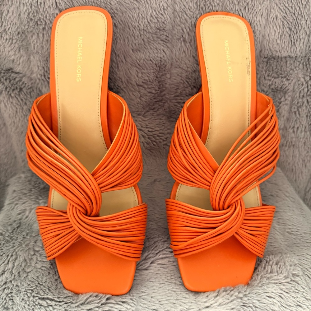 Michael Kors Orange Knotted Heels - Picture 5 of 8